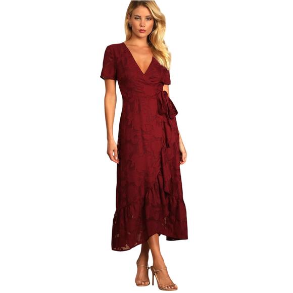 NWT Lulu's Blissfully Burgundy Jacquard Short Sleeve Wrap Midi Dress - Picture 1 of 6